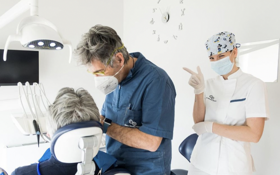 Faccette dentali: i vantaggi spiegati dal tuo dentista a Novara