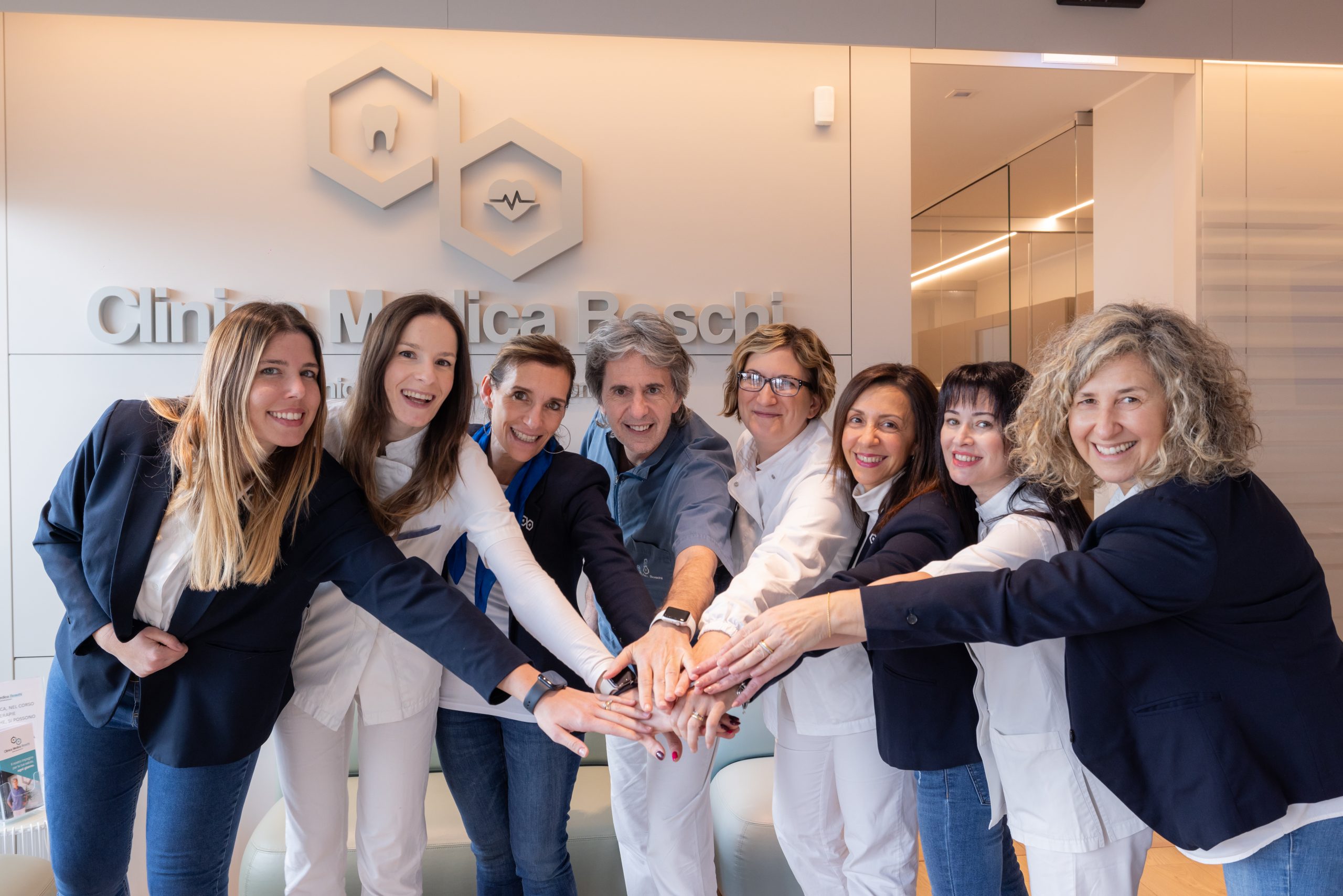 dentista novara - team clinica medica boschi
